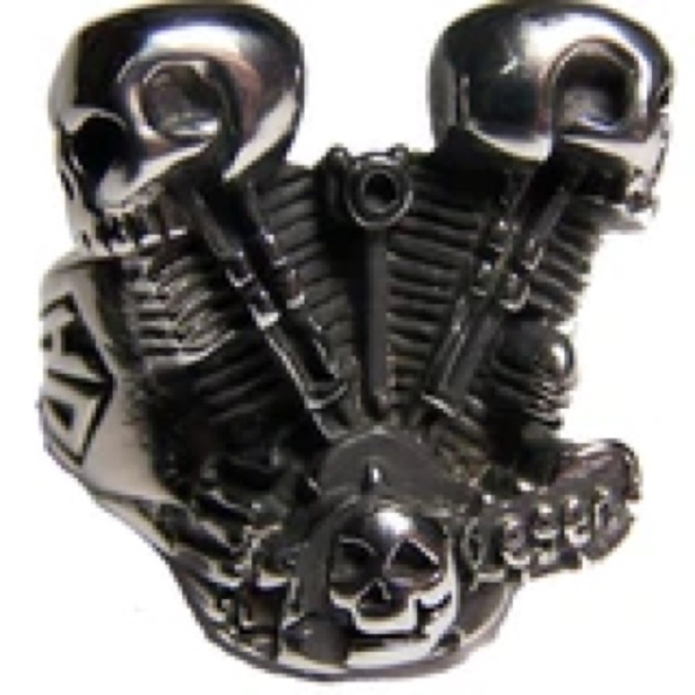 ENGINE PISTOL SKULL HEADS STAINLESS STEEL BIKER RING